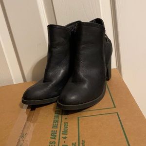 Black Rampage Women’s Boots size 8